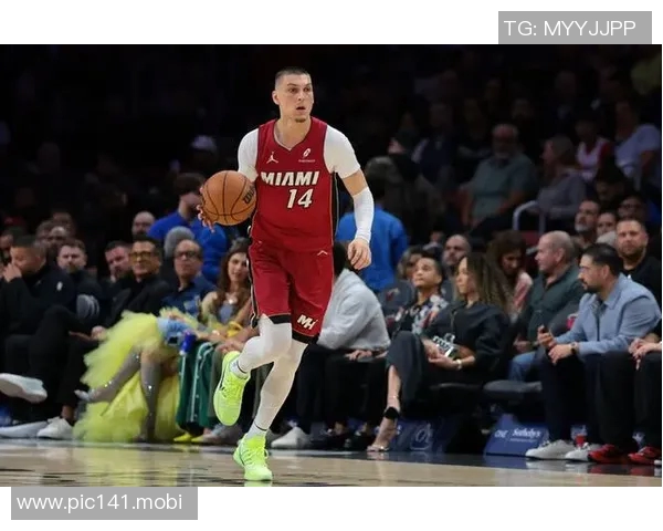 状态火热!希罗8记三分狂砍35分9板9助率队4连胜 状态火热!希罗8记三分狂砍35分9板9助率队4连胜